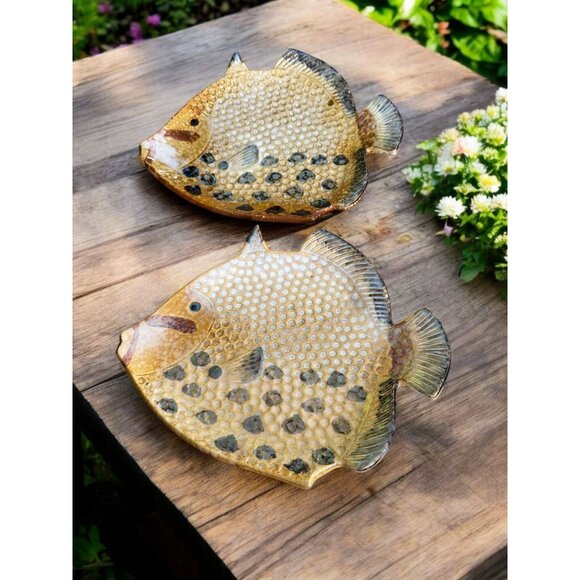 Vintage Ceramic Glaze Fish-Shaped Serving Decorative Plate/Dish - Set Of 2 - Picture 1 of 5